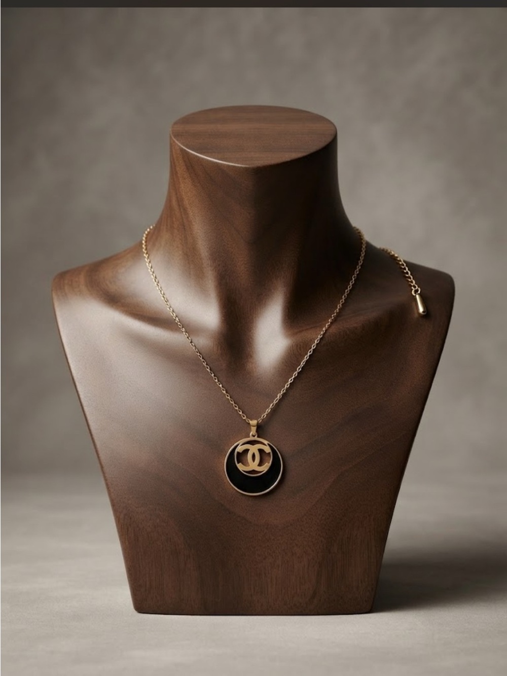 Brand New ! Gold and Black CC Round Pendant Necklace